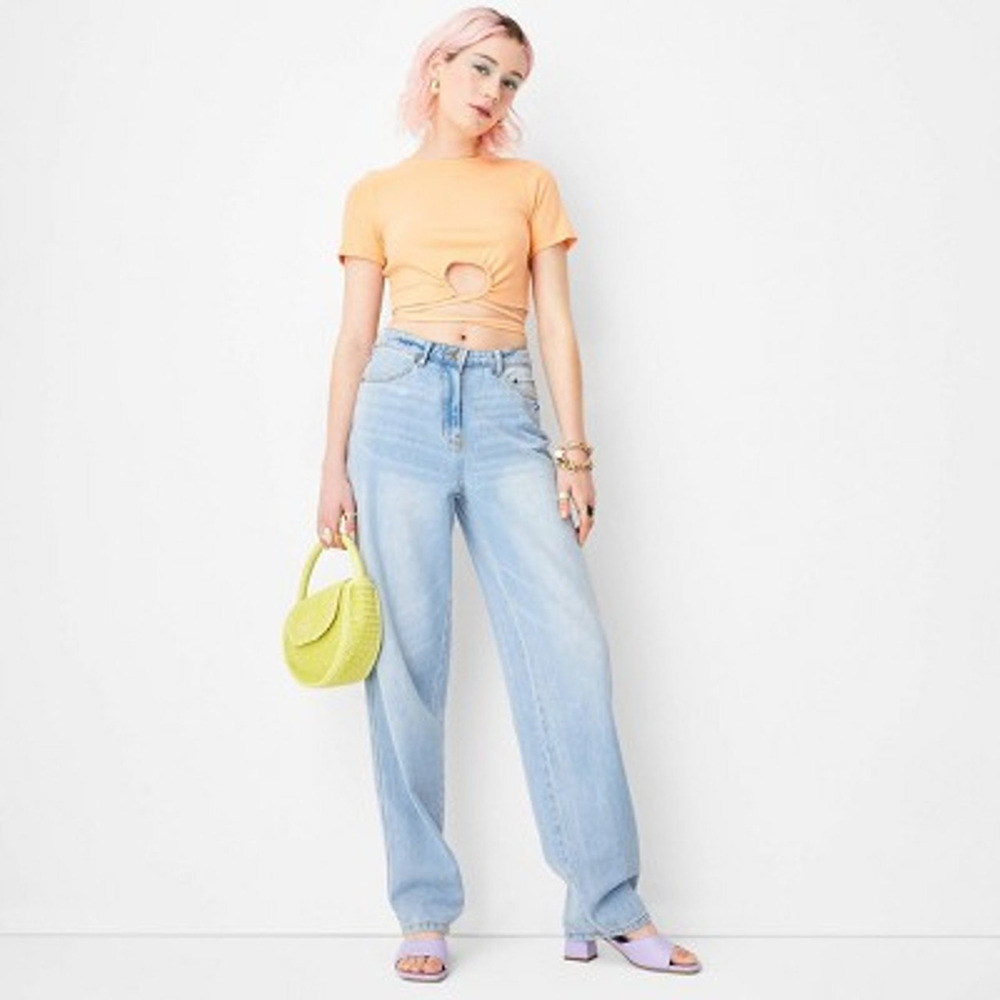 NEW Future Collective Women's Mid-Rise Baggy Fit Jeans - Blue Size 4 - Picture 7 of 12